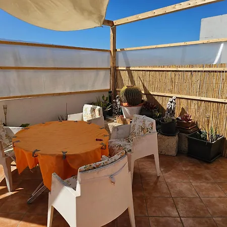 Rum i privatbostad La Caleta Arico 1