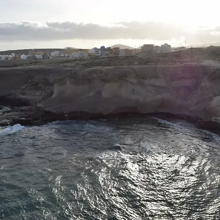 La Caleta Arico 1 La Mareta