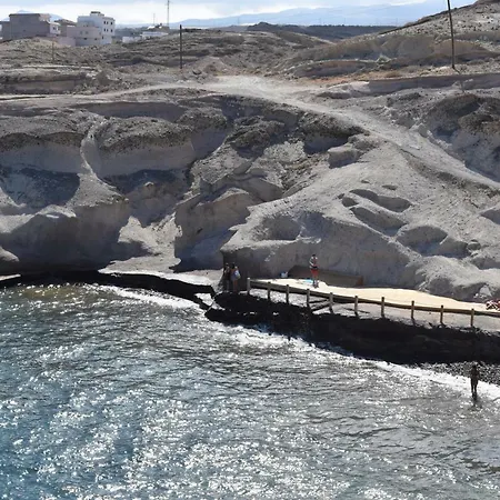 La Caleta Arico 1 La Mareta