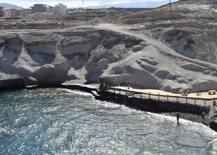 La Caleta Arico 1 La Mareta