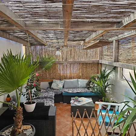 Habitación en casa particular La Caleta 1 *