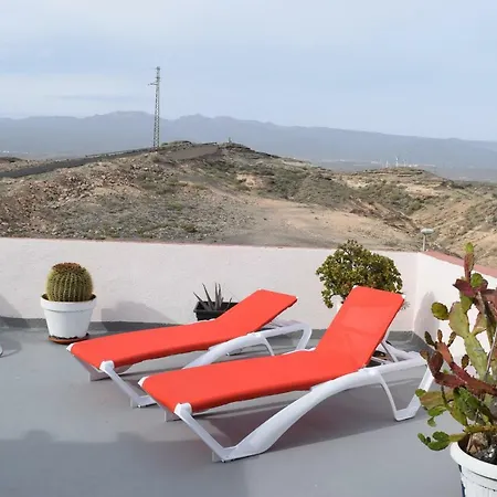 Homestay La Caleta 1 *