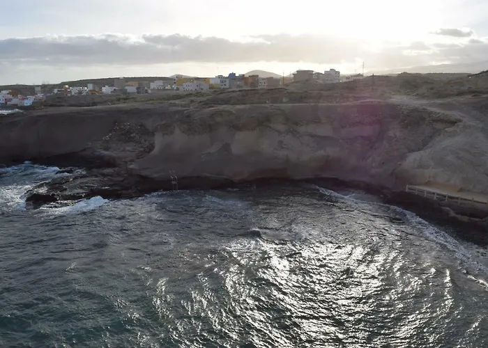 La Caleta Arico 1 La Mareta